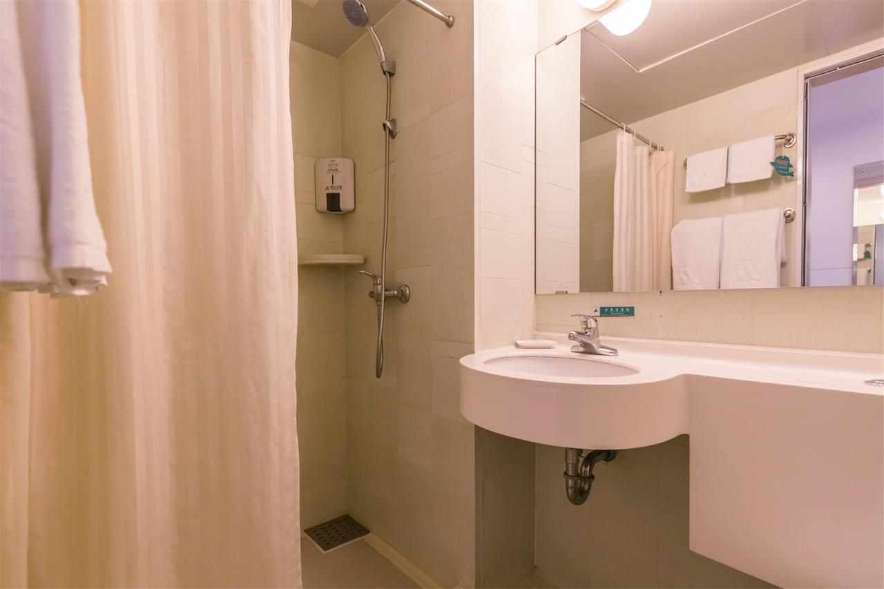 Jingjiang Inn Wuxi Liyuan Development Zone Екстериор снимка